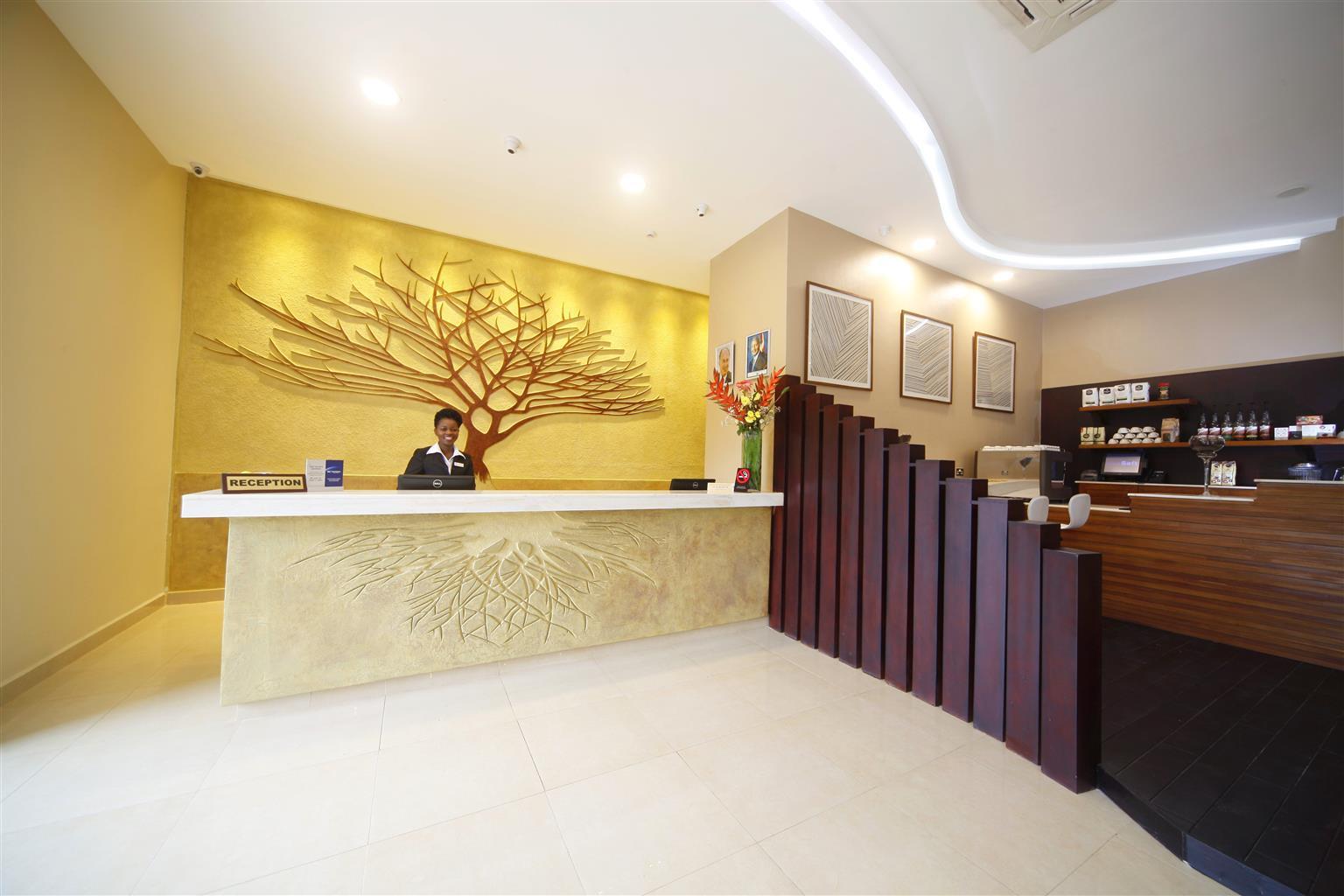 Best Western Premier Garden Hotel Entebbe Ngoại thất bức ảnh