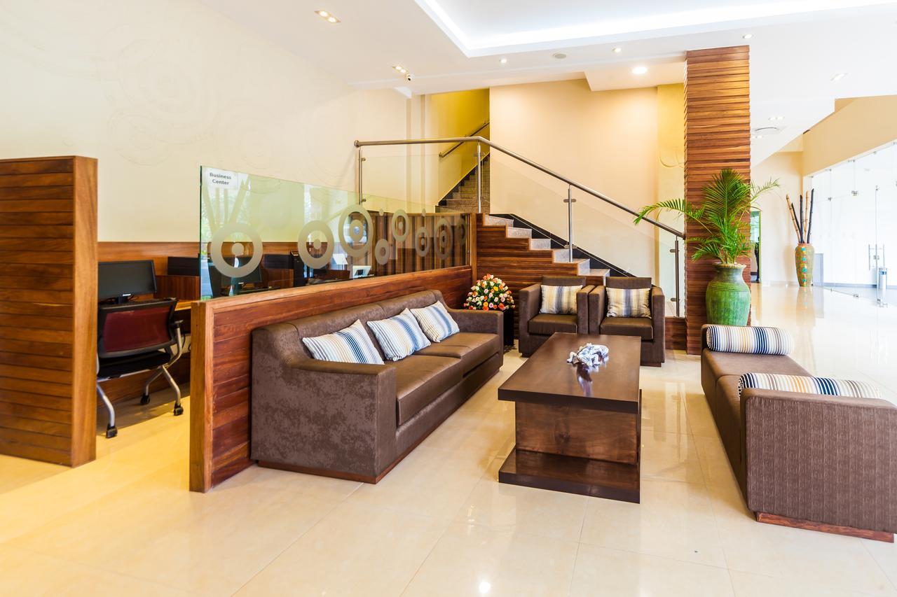 Best Western Premier Garden Hotel Entebbe Ngoại thất bức ảnh