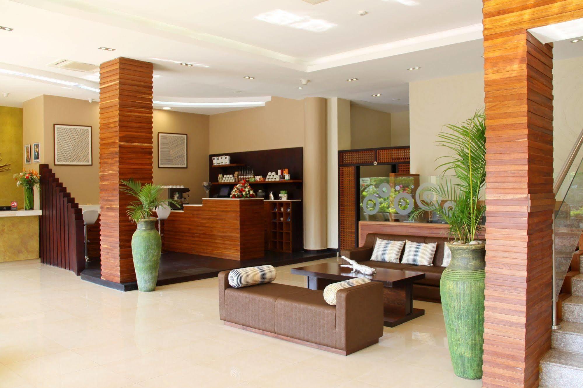 Best Western Premier Garden Hotel Entebbe Ngoại thất bức ảnh