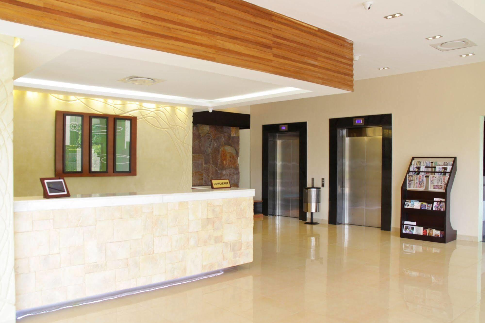 Best Western Premier Garden Hotel Entebbe Ngoại thất bức ảnh
