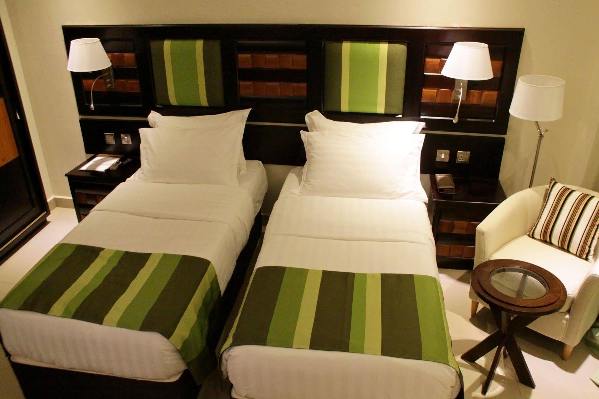Best Western Premier Garden Hotel Entebbe Ngoại thất bức ảnh